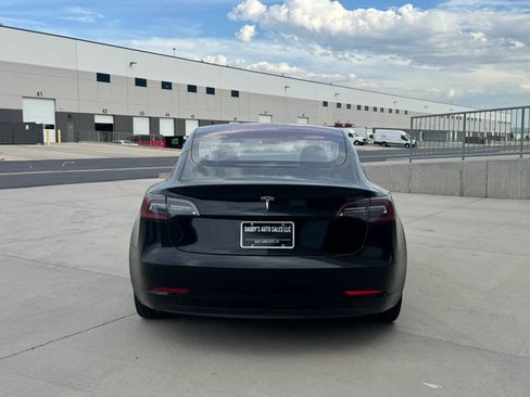 Used 2019 Tesla Model 3 Mid Range RWD image 4
