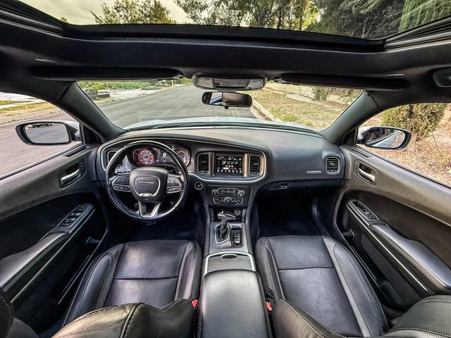 Used 2022 Dodge Charger SXT w/ Leather Interior Group RWD image 8