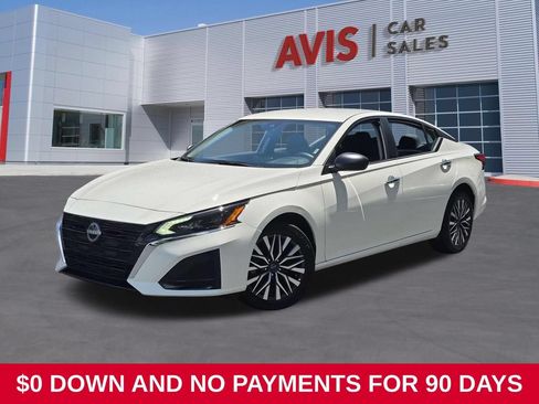 Used 2025 Nissan Altima 2.5 SV AWD/4WD image 1