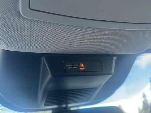 Used 2025 Nissan Rogue SV w/ Rock Creek Premium Package AWD/4WD image 17