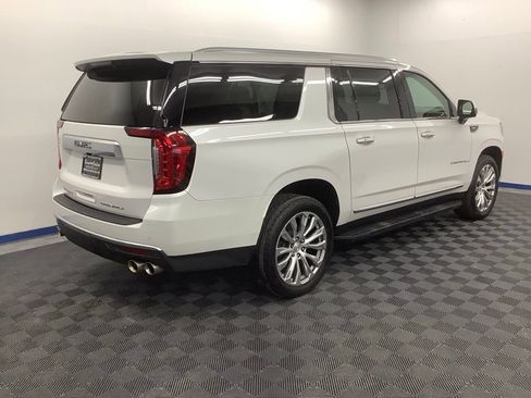 Used 2022 GMC Yukon XL Denali AWD/4WD image 26