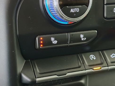 Used 2019 GMC Sierra 1500 SLE image 22