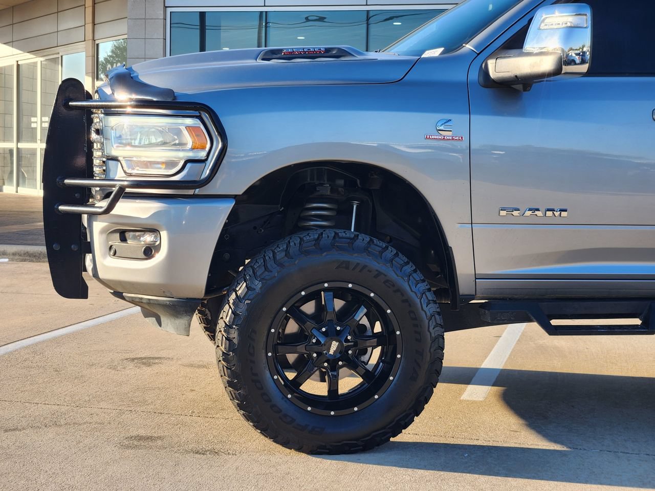 Used 2023 RAM 3500 Laramie AWD/4WD image 8