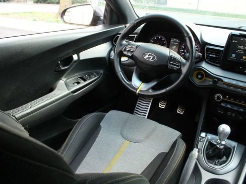 Used 2019 Hyundai Veloster Turbo R-Spec FWD image 24
