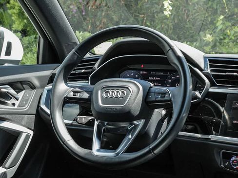 Used 2023 Audi Q3 2.0T Premium Plus w/ Premium Plus Package AWD/4WD image 14