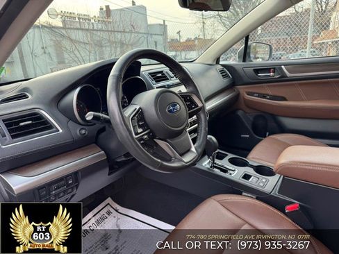 Used 2018 Subaru Outback 3.6R Touring image 24