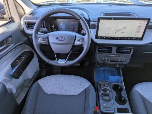 New 2025 Ford Maverick XLT w/ XLT Luxury Package image 17