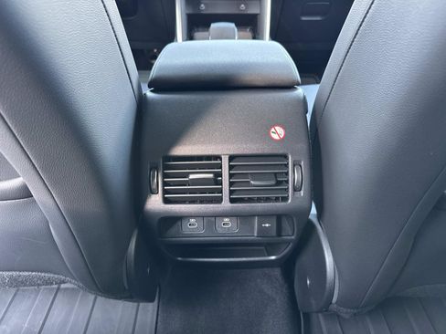 Certified 2025 Land Rover Discovery Sport S image 17