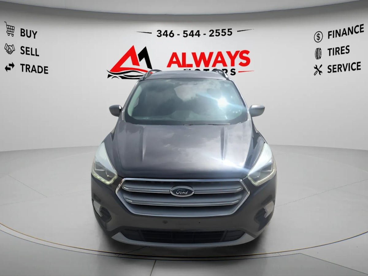 Used 2017 Ford Escape SE FWD image 4