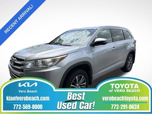 Used 2018 Toyota Highlander XLE AWD/4WD image 1