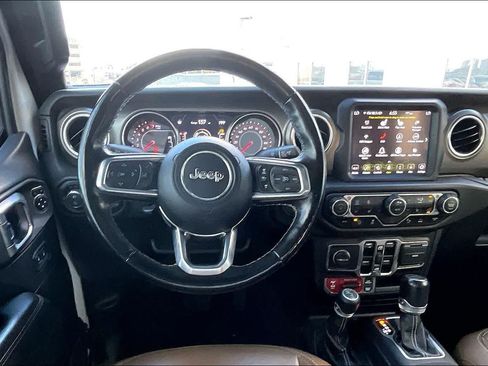 Used 2020 Jeep Gladiator Rubicon AWD/4WD image 14