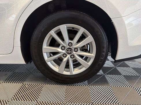 Used 2025 Toyota Camry LE FWD image 9