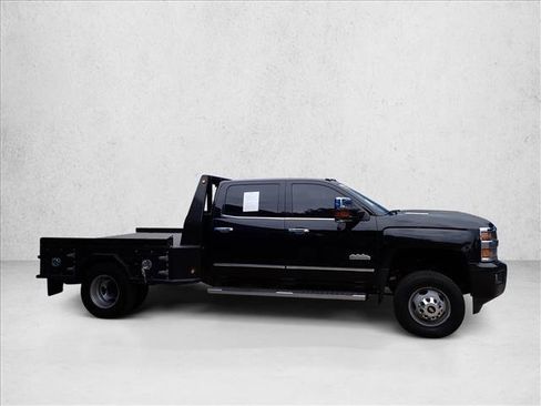 Used 2017 Chevrolet Silverado 3500 High Country w/ Duramax Plus Package AWD/4WD image 5
