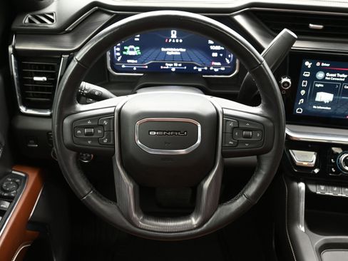 Used 2024 GMC Sierra 2500 Denali Ultimate image 14