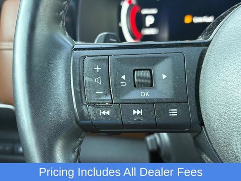 Used 2024 Nissan Pathfinder Platinum w/ Cargo Package AWD/4WD image 10