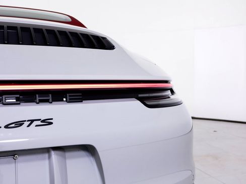Certified 2022 Porsche 911 Carrera GTS image 13