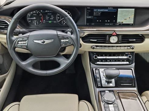 Used 2017 Genesis G90 3.3T Premium RWD image 15