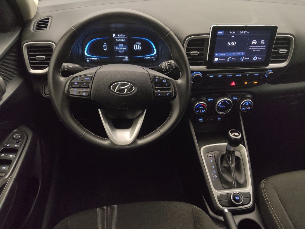 Used 2025 Hyundai Venue SEL FWD image 22