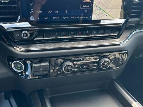 New 2026 Chevrolet Silverado 2500 ZR2 AWD/4WD image 31