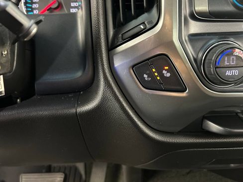Used 2018 Chevrolet Silverado 1500 LT w/ All Star Edition AWD/4WD image 17