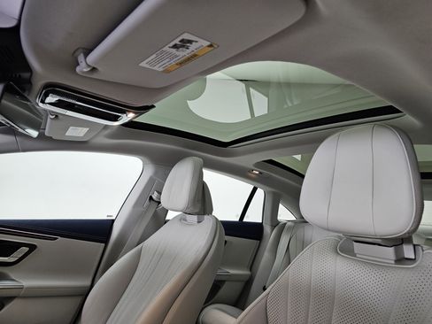 Used 2023 Mercedes-Benz EQE 350+ 4MATIC Sedan image 11