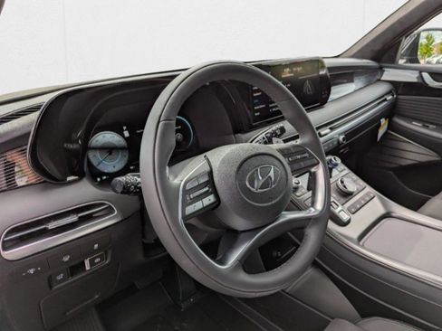 New 2025 Hyundai Palisade Calligraphy AWD/4WD image 3