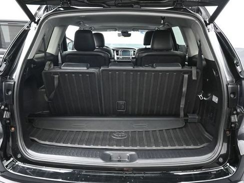 Used 2019 Toyota Highlander Limited AWD/4WD image 33