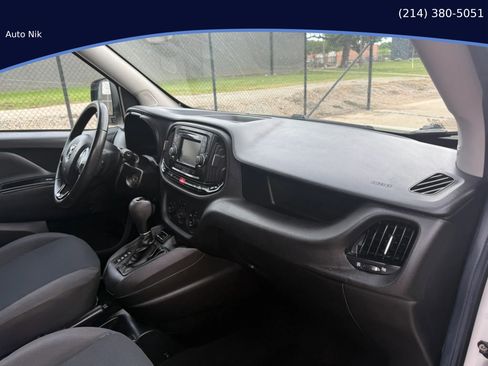 Used 2016 RAM ProMaster City Tradesman SLT w/ Rear Back-up Camera Group image 12