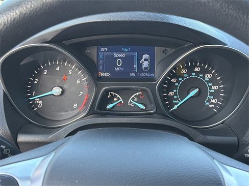 Used 2015 Ford Escape SE image 26