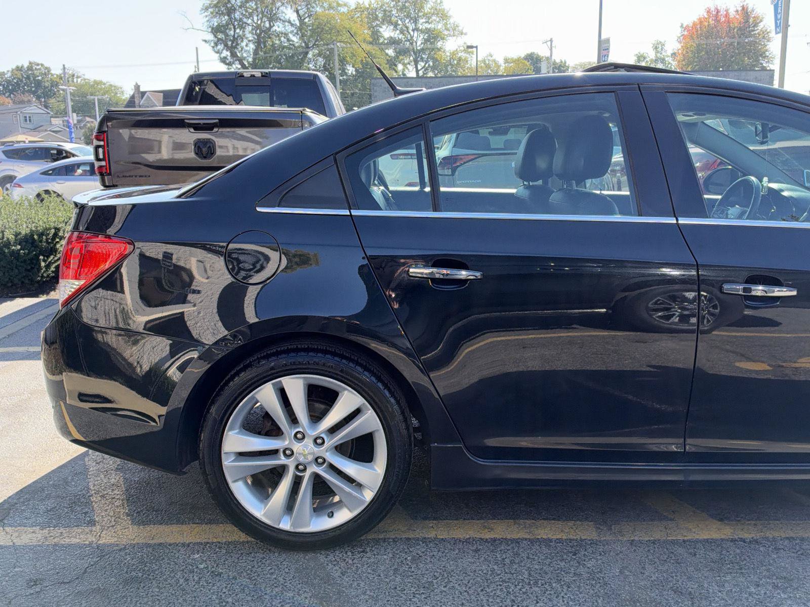 Used 2012 Chevrolet Cruze LTZ w/ RS Package FWD image 11