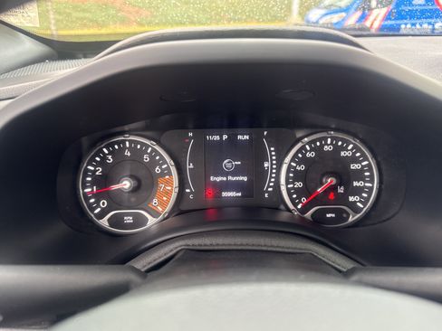 Certified 2023 Jeep Renegade Latitude image 21