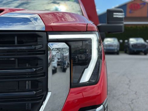 New 2026 GMC Sierra 3500 Pro w/ Convenience Package AWD/4WD image 32