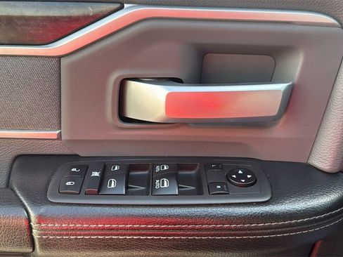 Used 2021 RAM 2500 Big Horn image 17