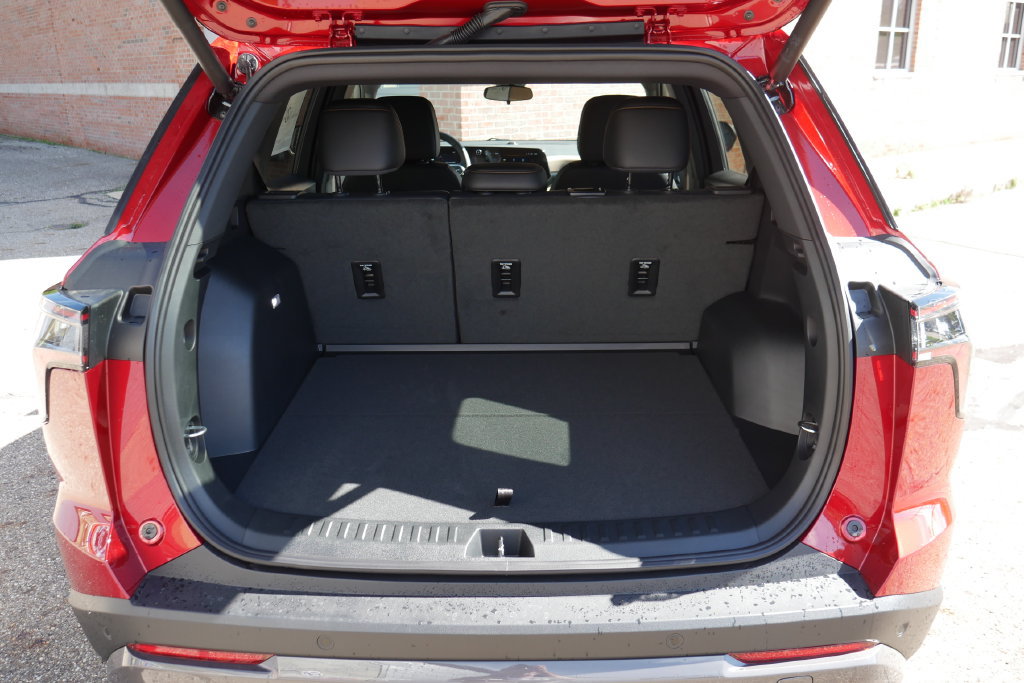 New 2027 Chevrolet Equinox ACTIV w/ Convenience Package III AWD/4WD image 7