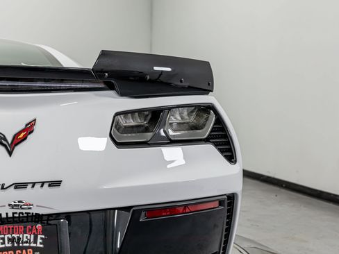 Used 2015 Chevrolet Corvette Z06 w/ 3LZ Preferred Equipment Group RWD image 62