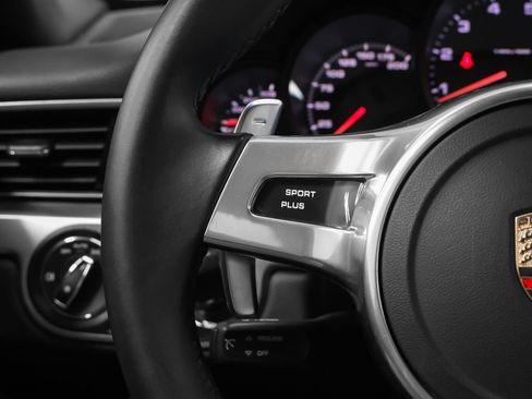 Used 2015 Porsche 911 Targa 4S image 35