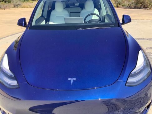 Used 2020 Tesla Model Y Long Range image 4