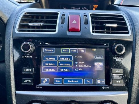 Used 2016 Subaru Crosstrek 2.0i Premium image 31