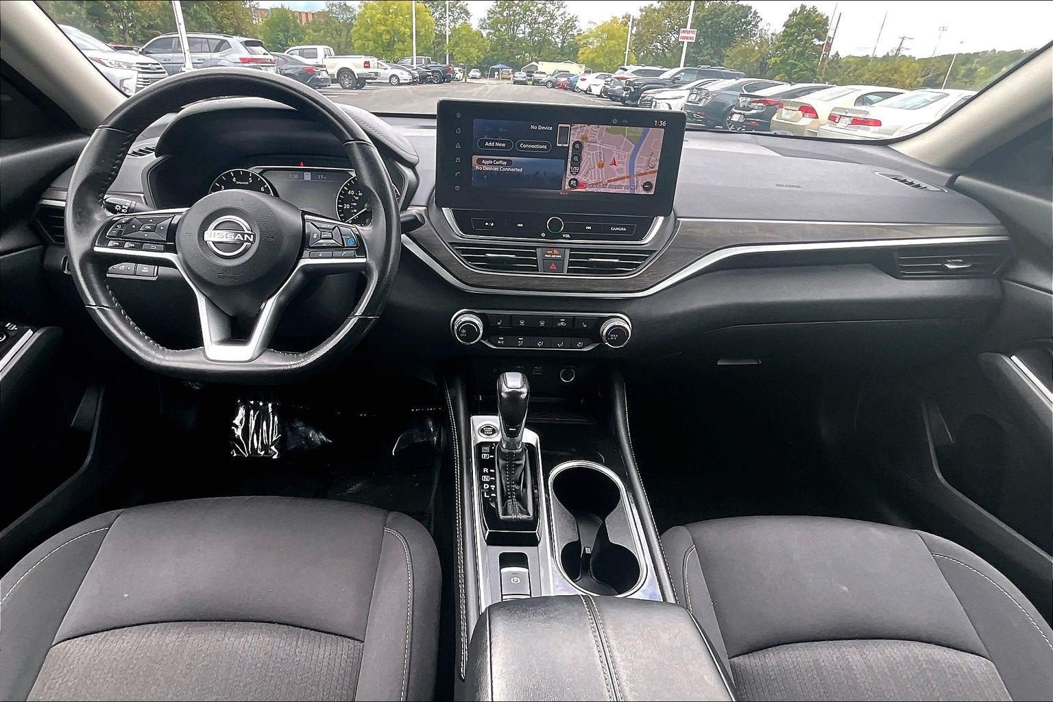 Used 2023 Nissan Altima 2.5 SV w/ SV Premium Package FWD image 14