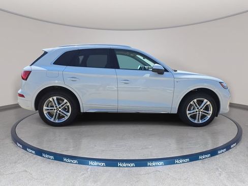 Used 2024 Audi Q5 e Premium w/ Convenience Package AWD/4WD image 5
