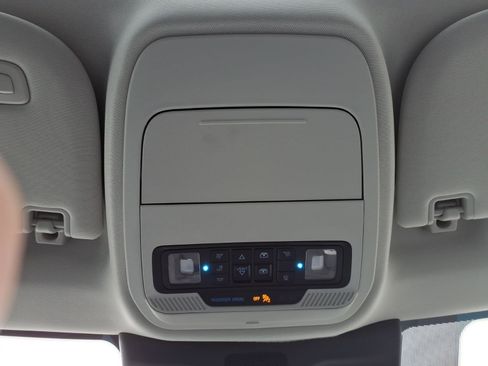 Used 2025 Ford Expedition Platinum w/ Platinum Ultimate Package image 19