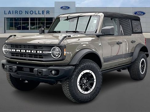 New 2025 Ford Bronco Big Bend w/ Black Diamond Package image 1