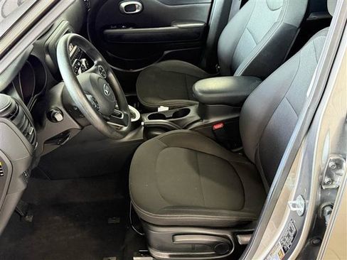Used 2017 Kia Soul + FWD Hatchback 2.0L 4-Cyl image 6