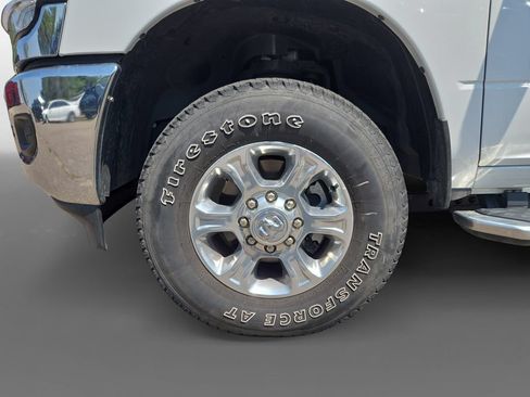 Used 2024 RAM 3500 Big Horn w/ Protection Group AWD/4WD image 15