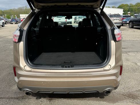 Used 2020 Ford Edge Titanium w/ Equipment Group 301A AWD/4WD image 47