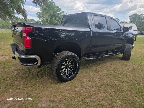 Used 2022 Chevrolet Silverado 1500 RST RWD image 4
