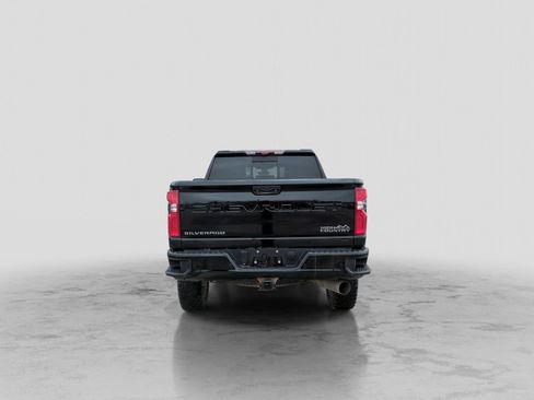 Used 2023 Chevrolet Silverado 2500 High Country w/ Z71 Off-Road Package image 7