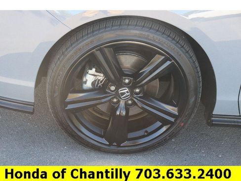 Used 2023 Honda Accord Sport image 30