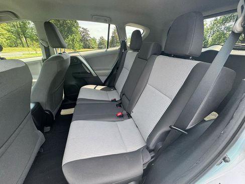 Used 2013 Toyota RAV4 LE AWD/4WD image 26