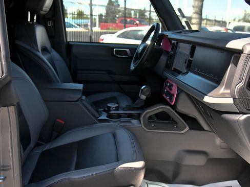 Used 2024 Ford Bronco Big Bend AWD/4WD image 48